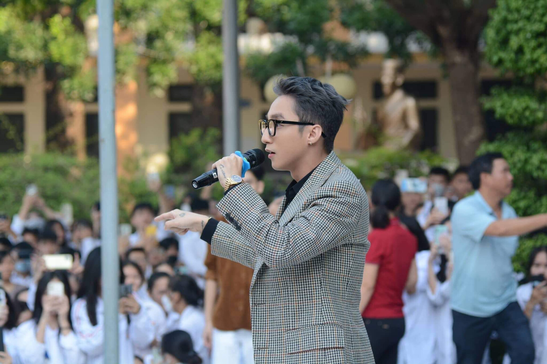 Dive into the musical charm of Thai Binh Travel